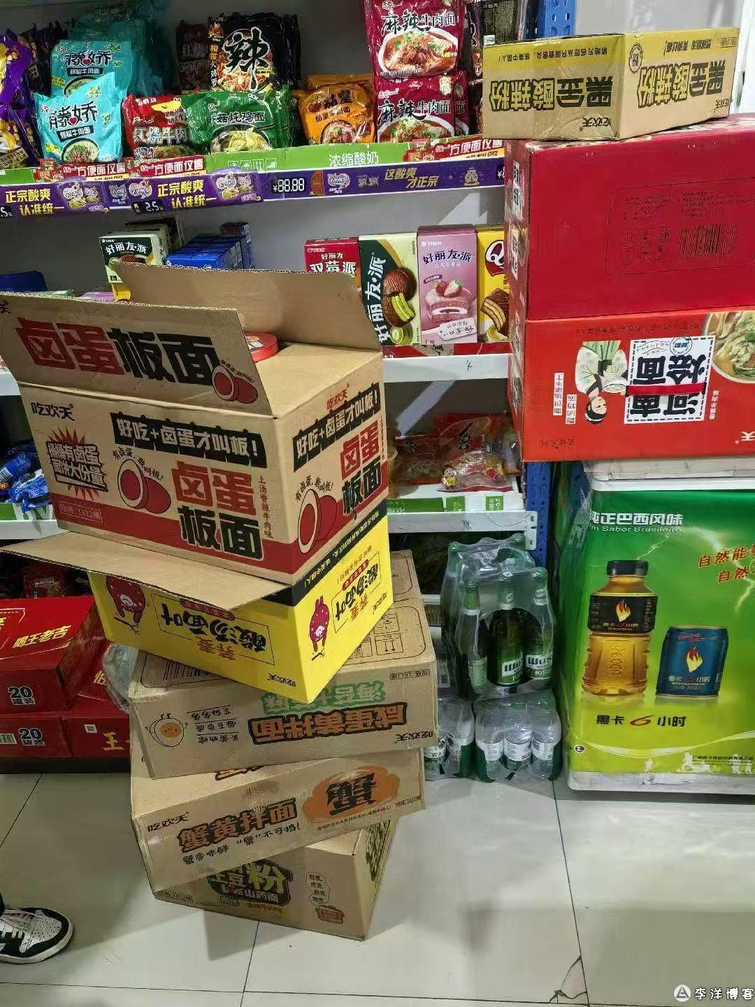 北海矿泉水瓶装水饮料批发；北海娃哈哈怡宝农夫山泉百岁山批发