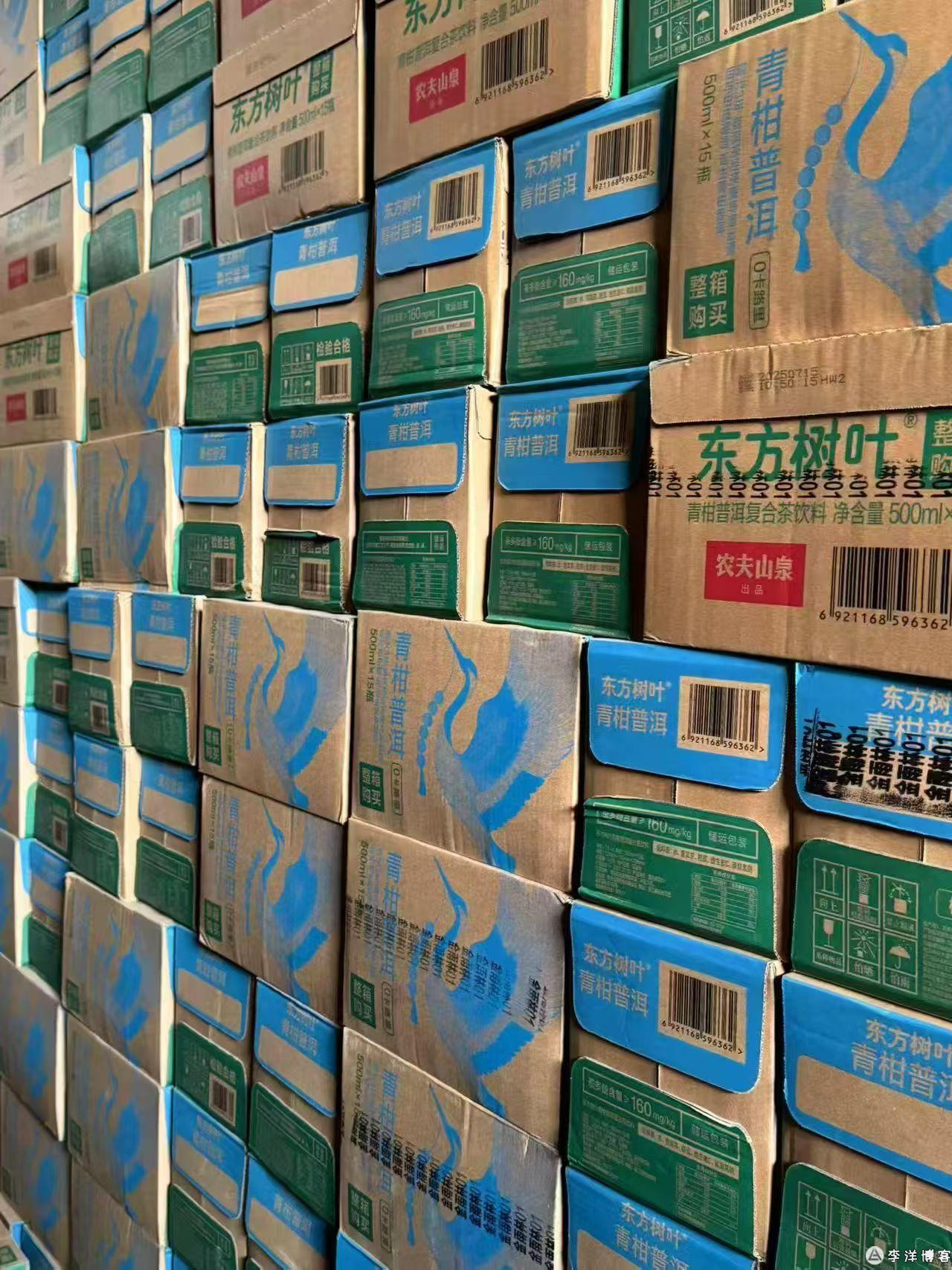 贵港矿泉水瓶装水饮料批发；贵港娃哈哈怡宝农夫山泉百岁山批发