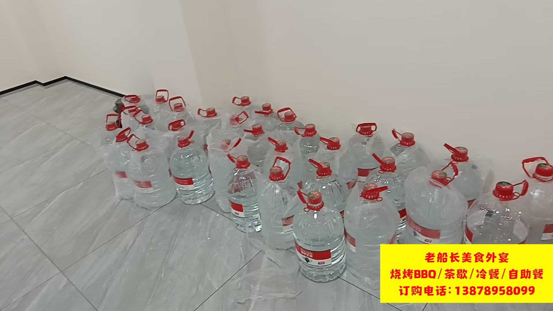 铜陵矿泉水瓶装水饮料批发；铜陵娃哈哈怡宝农夫山泉百岁山批发