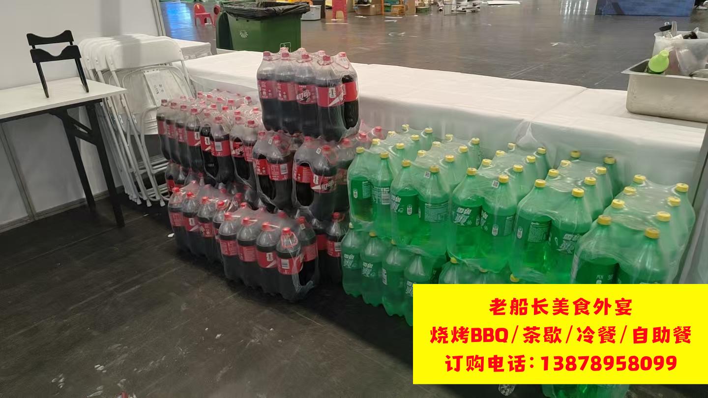 磐石市矿泉水瓶装水饮料方便面八宝粥批发；桦甸市矿泉水瓶装水饮料方便面八宝粥批发